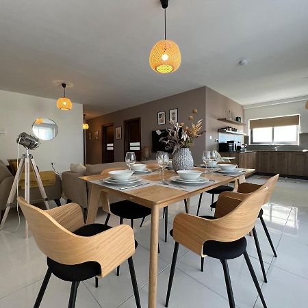 Brand New Apartment 2 Mins From Seafront Σεντ Πόλς Μπέι Εξωτερικό φωτογραφία