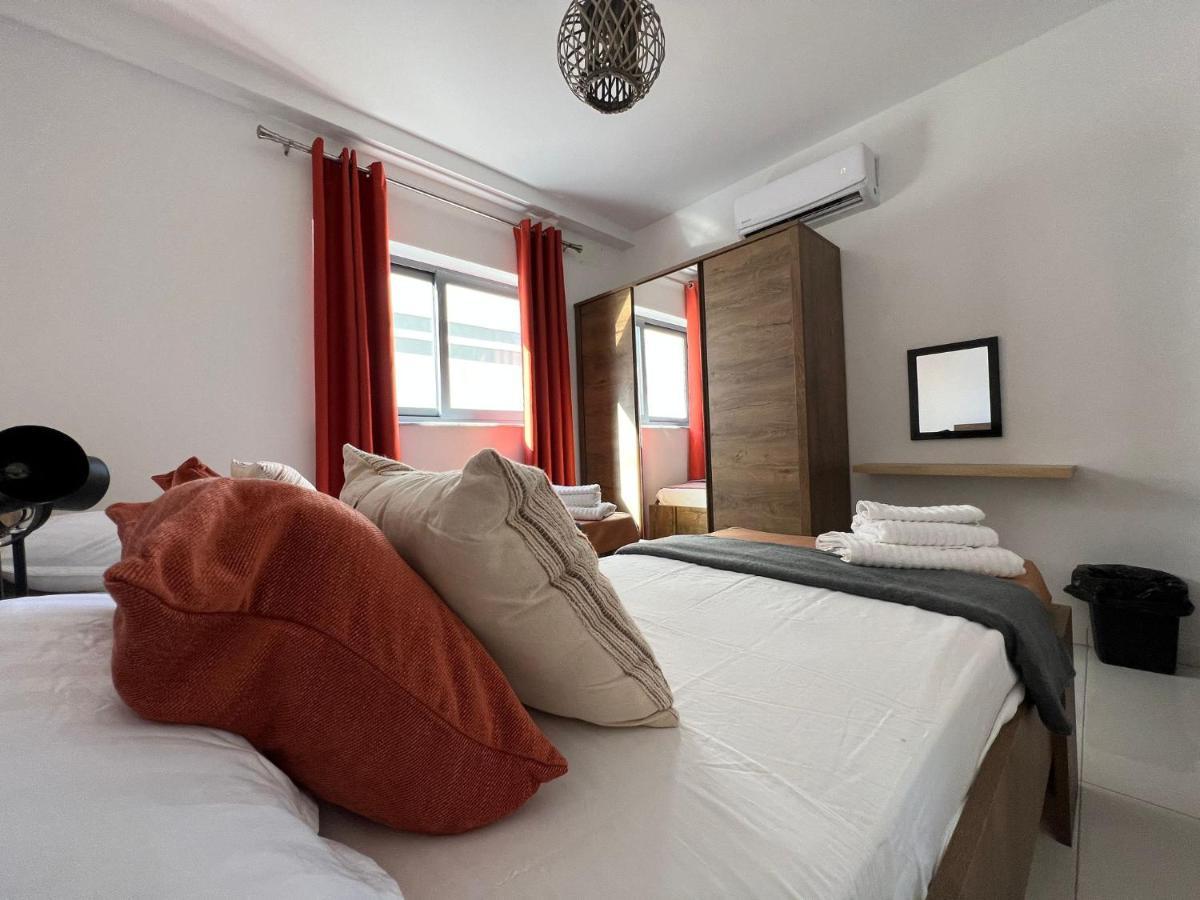 Brand New Apartment 2 Mins From Seafront Σεντ Πόλς Μπέι Εξωτερικό φωτογραφία
